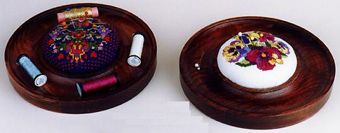 Pincushion with tray